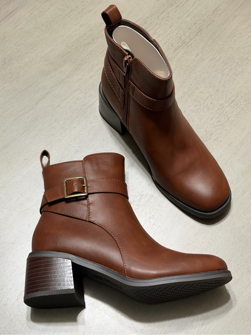 White Mountain Brown Leatherette Ankle Booties with Buckle Size 5